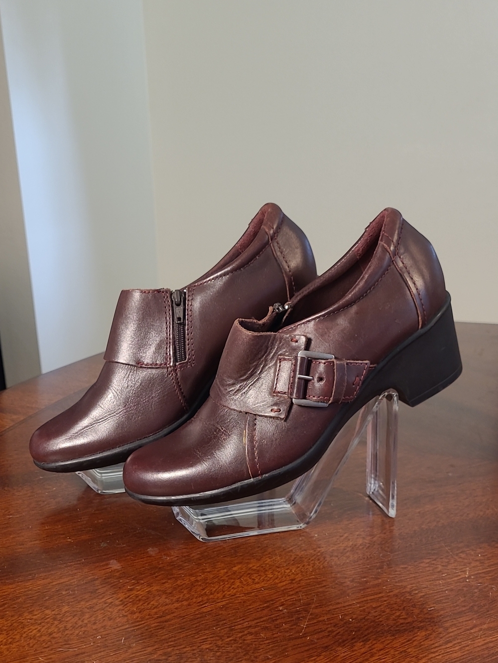 Clarks Genette Vista Women's Dark Burgundy Leather Low Heel Shoes with Buckle